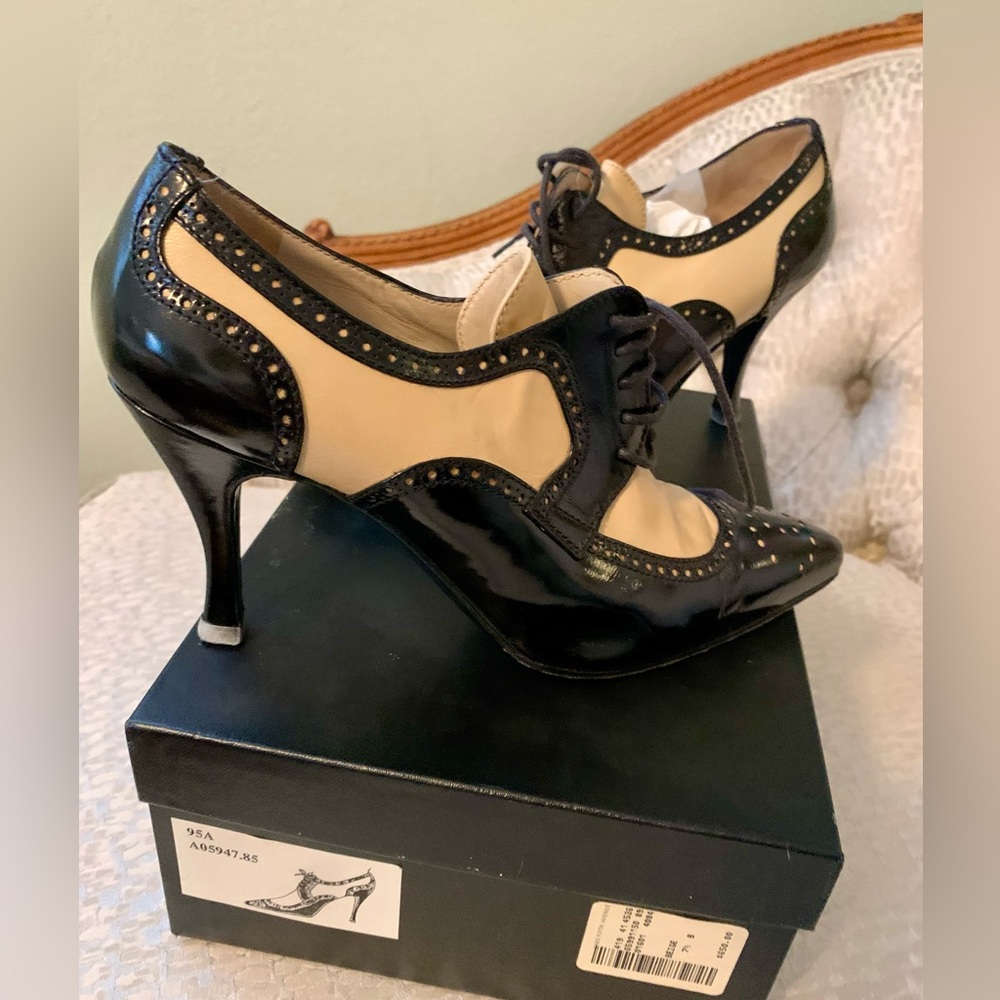 CHANEL Oxford Booties With Laces - Vintage - Picture 5 of 12